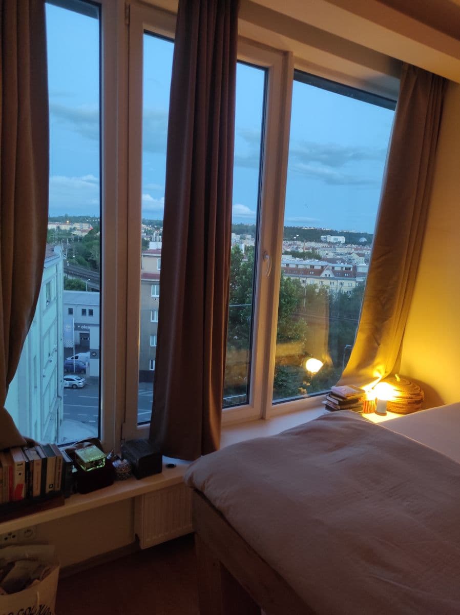 2 bedroom flat to rent, 62 m², Braunerova, Prague, Prague 2 bedroom flat to rent, 62 m², Braunerova, Prague, Prague