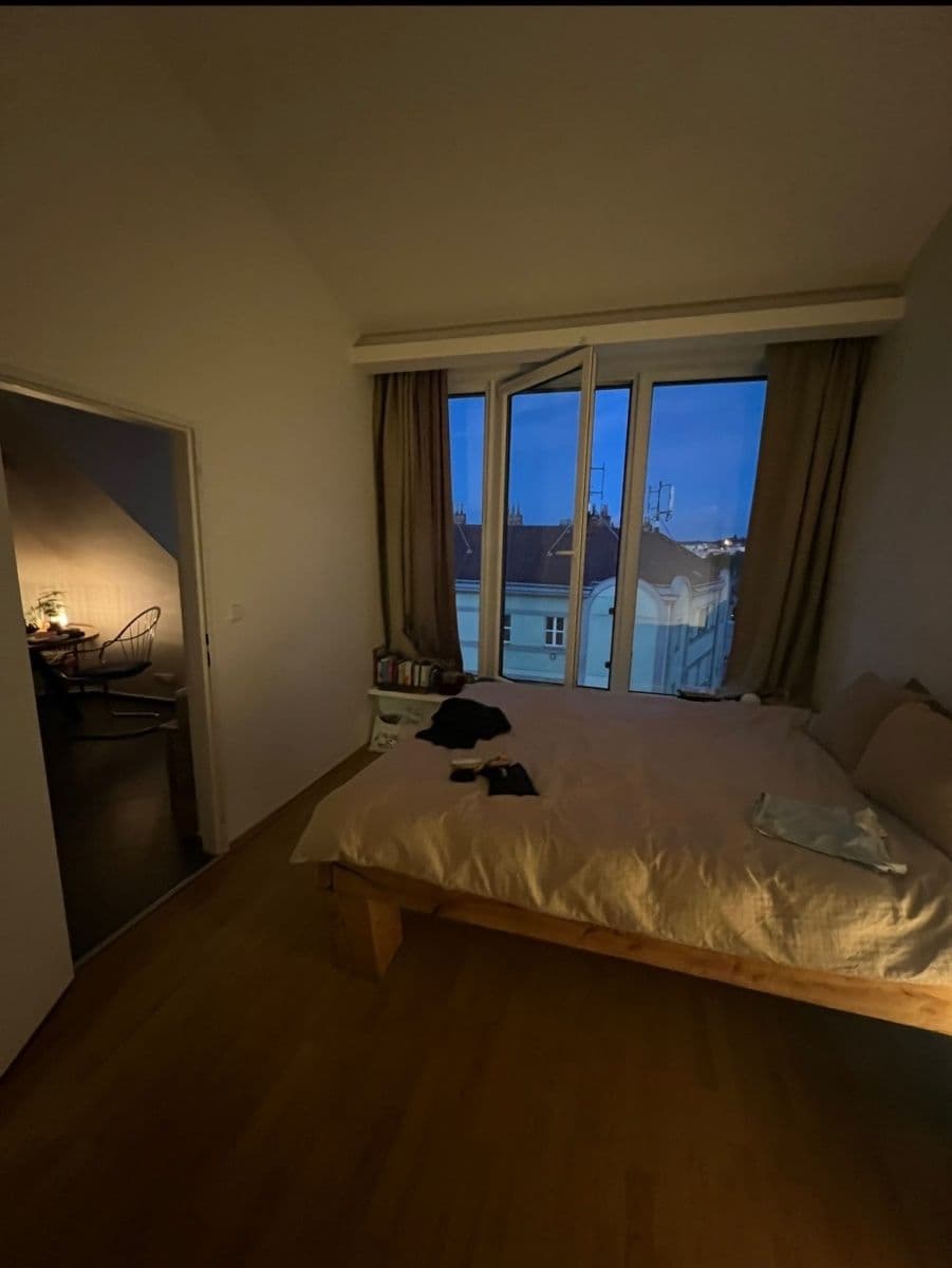 2 bedroom flat to rent, 62 m², Braunerova, Prague, Prague 2 bedroom flat to rent, 62 m², Braunerova, Prague, Prague
