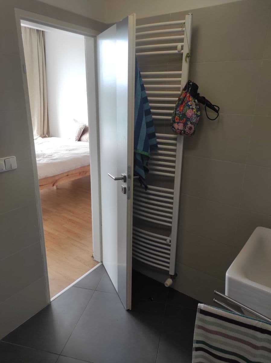 2 bedroom flat to rent, 62 m², Braunerova, Prague, Prague 2 bedroom flat to rent, 62 m², Braunerova, Prague, Prague