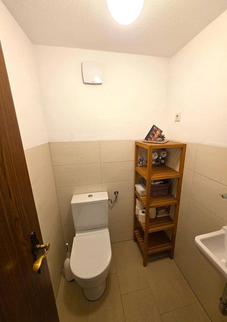 3 bedroom flat for sale, 87 m², Bergisch Gladbach, North Rhine-Westphalia 3 bedroom flat for sale, 87 m², Bergisch Gladbach, North Rhine-Westphalia