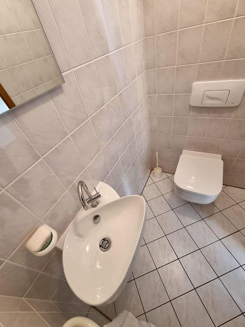 2 bedroom with open-plan kitchen flat to rent, 119 m², Bochum, North Rhine-Westphalia 2 bedroom with open-plan kitchen flat to rent, 119 m², Bochum, North Rhine-Westphalia