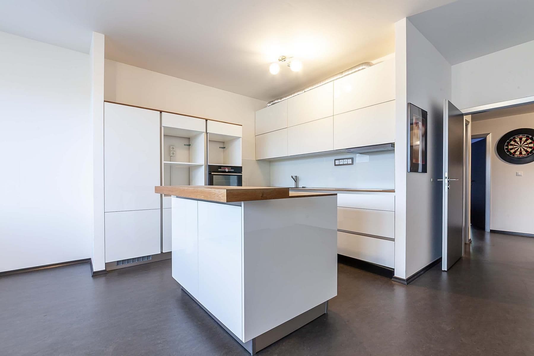 2 bedroom with open-plan kitchen flat for sale, 78 m², Na Návsi, Prague, Prague 2 bedroom with open-plan kitchen flat for sale, 78 m², Na Návsi, Prague, Prague