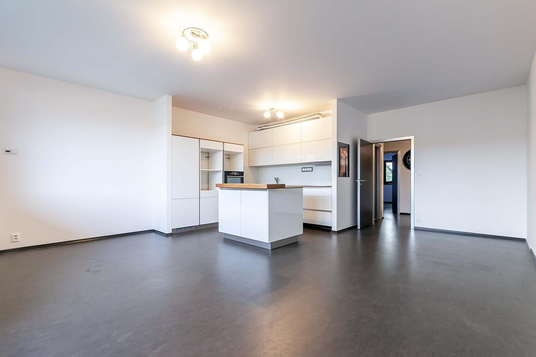 2 bedroom with open-plan kitchen flat for sale, 78 m², Na Návsi, Prague, Prague 2 bedroom with open-plan kitchen flat for sale, 78 m², Na Návsi, Prague, Prague