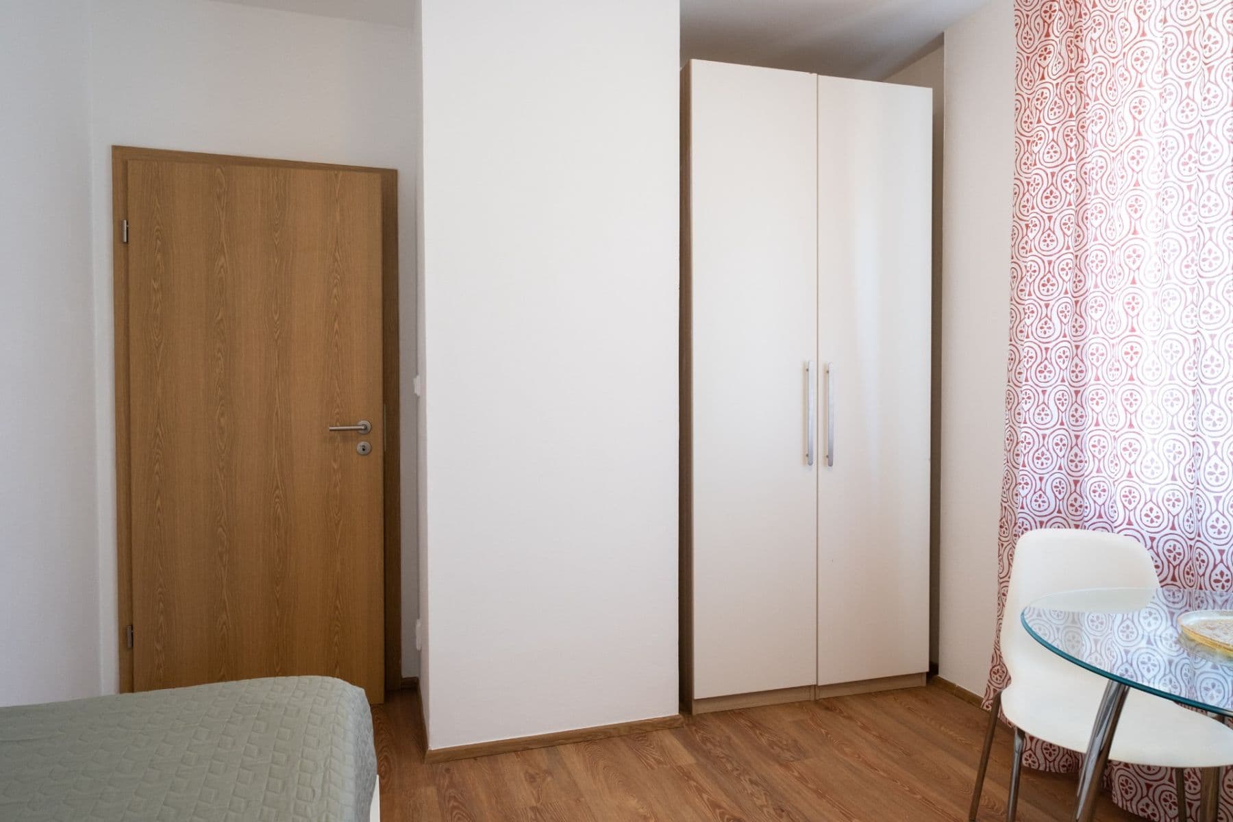 2 bedroom flat to rent, 37 m², Zenklova, Prague, Prague 2 bedroom flat to rent, 37 m², Zenklova, Prague, Prague