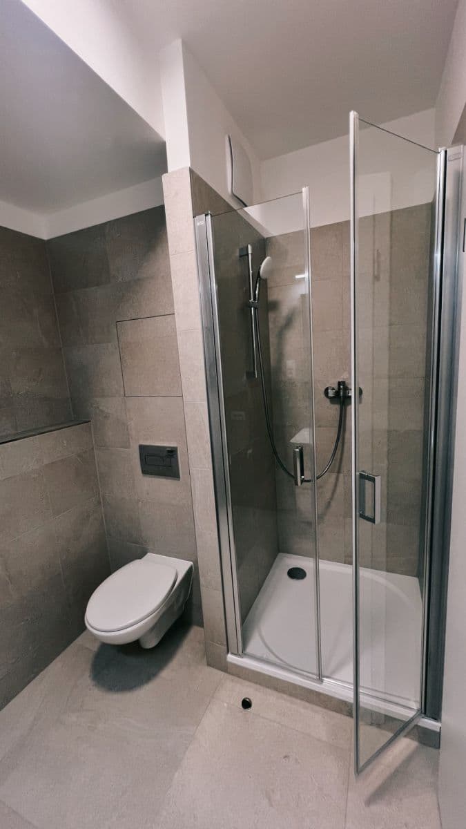 Studio flat to rent, 33 m², Gerstelova, Prague, Prague Studio flat to rent, 33 m², Gerstelova, Prague, Prague
