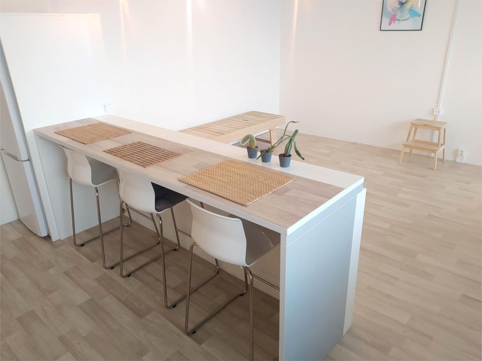 2 bedroom with open-plan kitchen flat to rent, 65 m², Nad Lesním divadlem, Prague, Prague 2 bedroom with open-plan kitchen flat to rent, 65 m², Nad Lesním divadlem, Prague, Prague