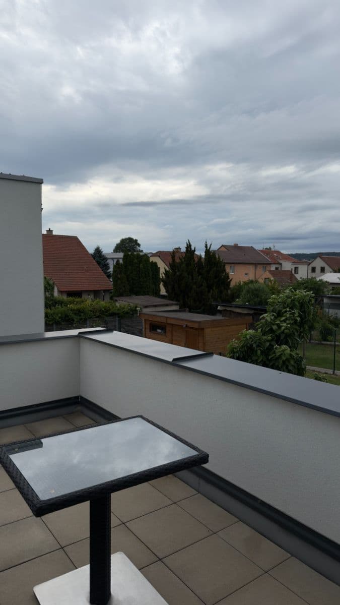 Studio flat to rent, 44 m², Podkomorská, Ostrovačice, Jihomoravský Region Studio flat to rent, 44 m², Podkomorská, Ostrovačice, Jihomoravský Region
