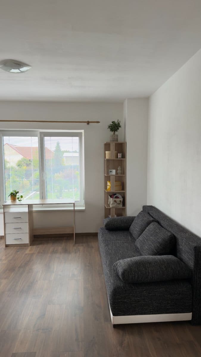 Studio flat to rent, 44 m², Podkomorská, Ostrovačice, Jihomoravský Region Studio flat to rent, 44 m², Podkomorská, Ostrovačice, Jihomoravský Region