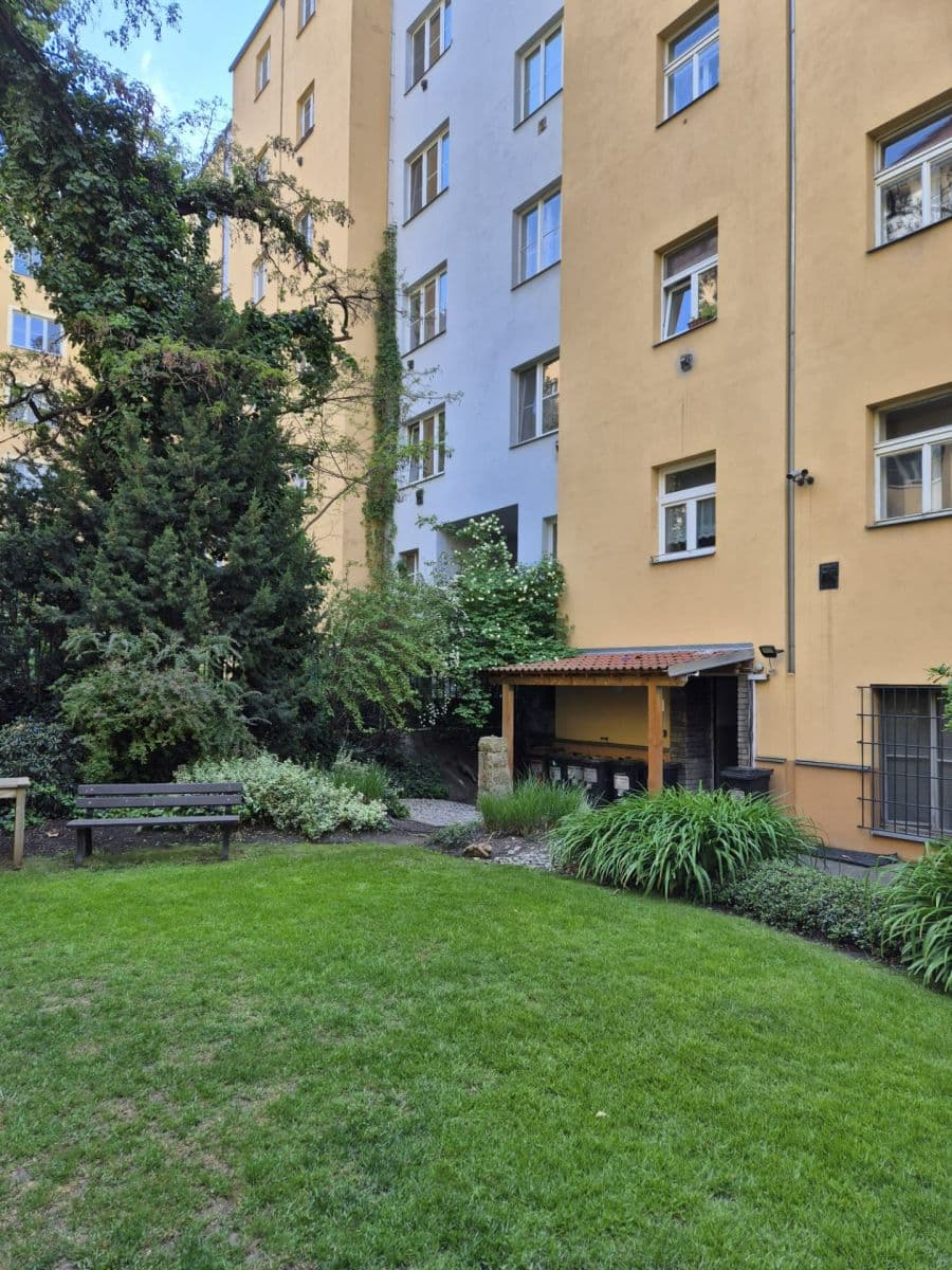 Studio flat to rent, 37 m², Stupkova, Prague, Prague Studio flat to rent, 37 m², Stupkova, Prague, Prague