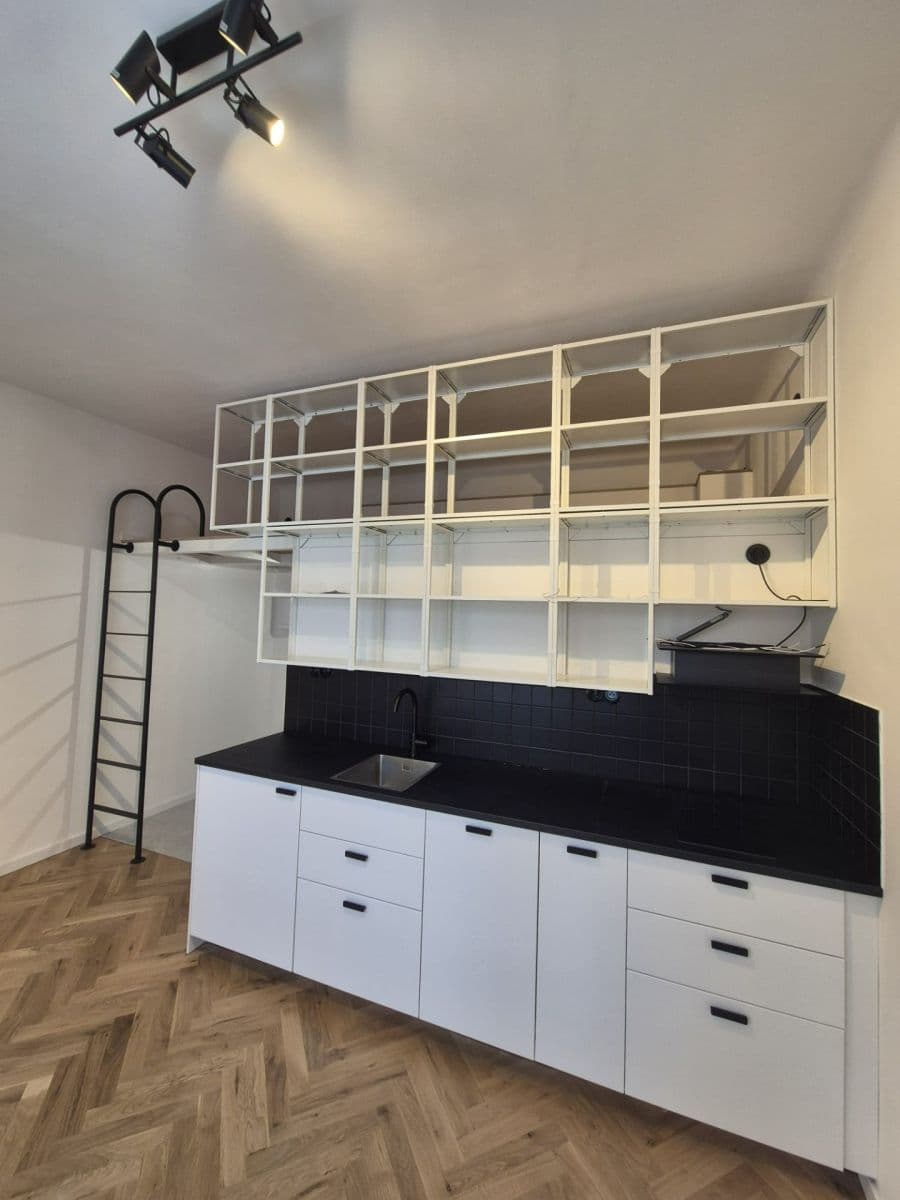 Studio flat to rent, 28 m², Stupkova, Prague, Prague Studio flat to rent, 28 m², Stupkova, Prague, Prague