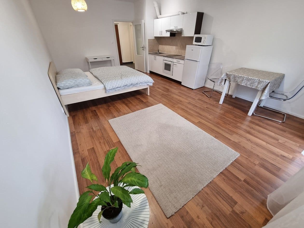 Studio flat to rent, 38 m², Babická, Prague, Prague Studio flat to rent, 38 m², Babická, Prague, Prague