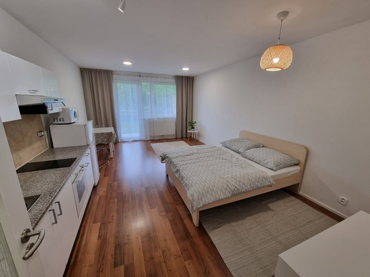 Studio flat to rent, 38 m², Babická, Prague, Prague Studio flat to rent, 38 m², Babická, Prague, Prague