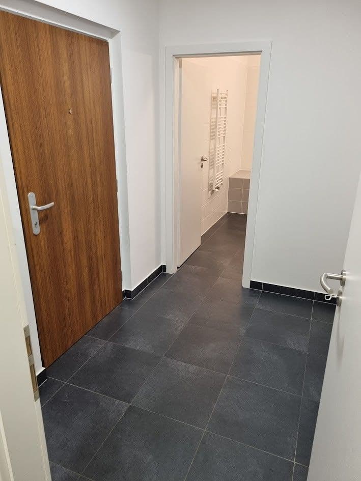 Studio flat to rent, 38 m², Babická, Prague, Prague Studio flat to rent, 38 m², Babická, Prague, Prague