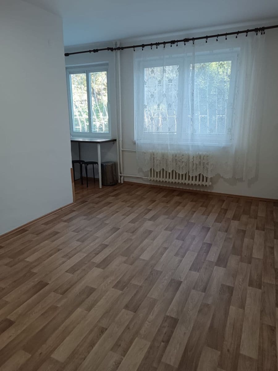 Studio flat to rent, 29 m², Svojšovická, Prague, Prague Studio flat to rent, 29 m², Svojšovická, Prague, Prague