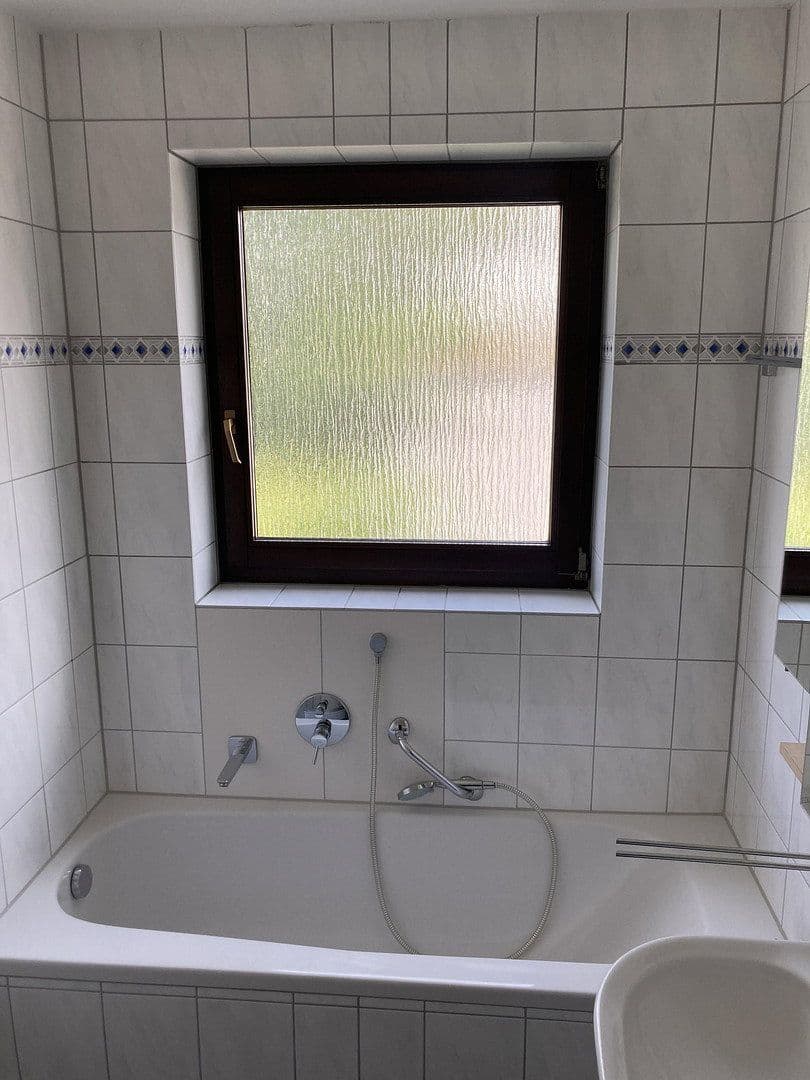2 bedroom with open-plan kitchen flat to rent, 90 m², Bruchsal, Baden-Württemberg 2 bedroom with open-plan kitchen flat to rent, 90 m², Bruchsal, Baden-Württemberg