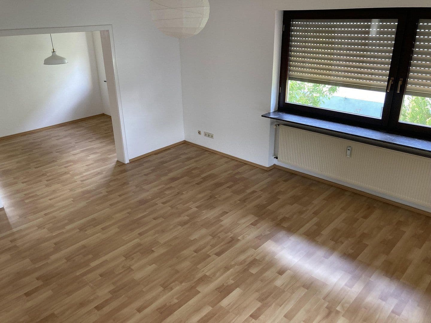 2 bedroom with open-plan kitchen flat to rent, 90 m², Bruchsal, Baden-Württemberg 2 bedroom with open-plan kitchen flat to rent, 90 m², Bruchsal, Baden-Württemberg