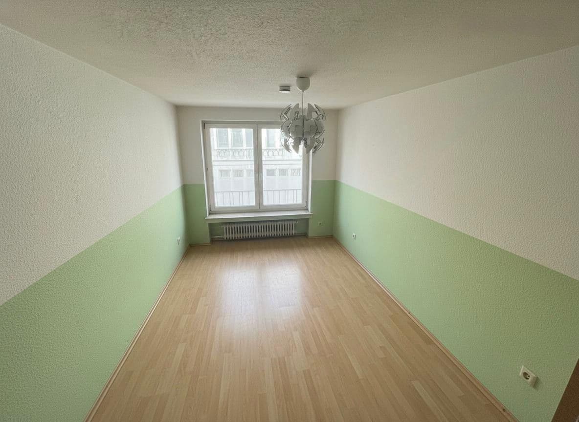 4 bedroom with open-plan kitchen flat to rent, 120 m², Froweinstraße 16, Wuppertal, North Rhine-Westphalia 4 bedroom with open-plan kitchen flat to rent, 120 m², Froweinstraße 16, Wuppertal, North Rhine-Westphalia