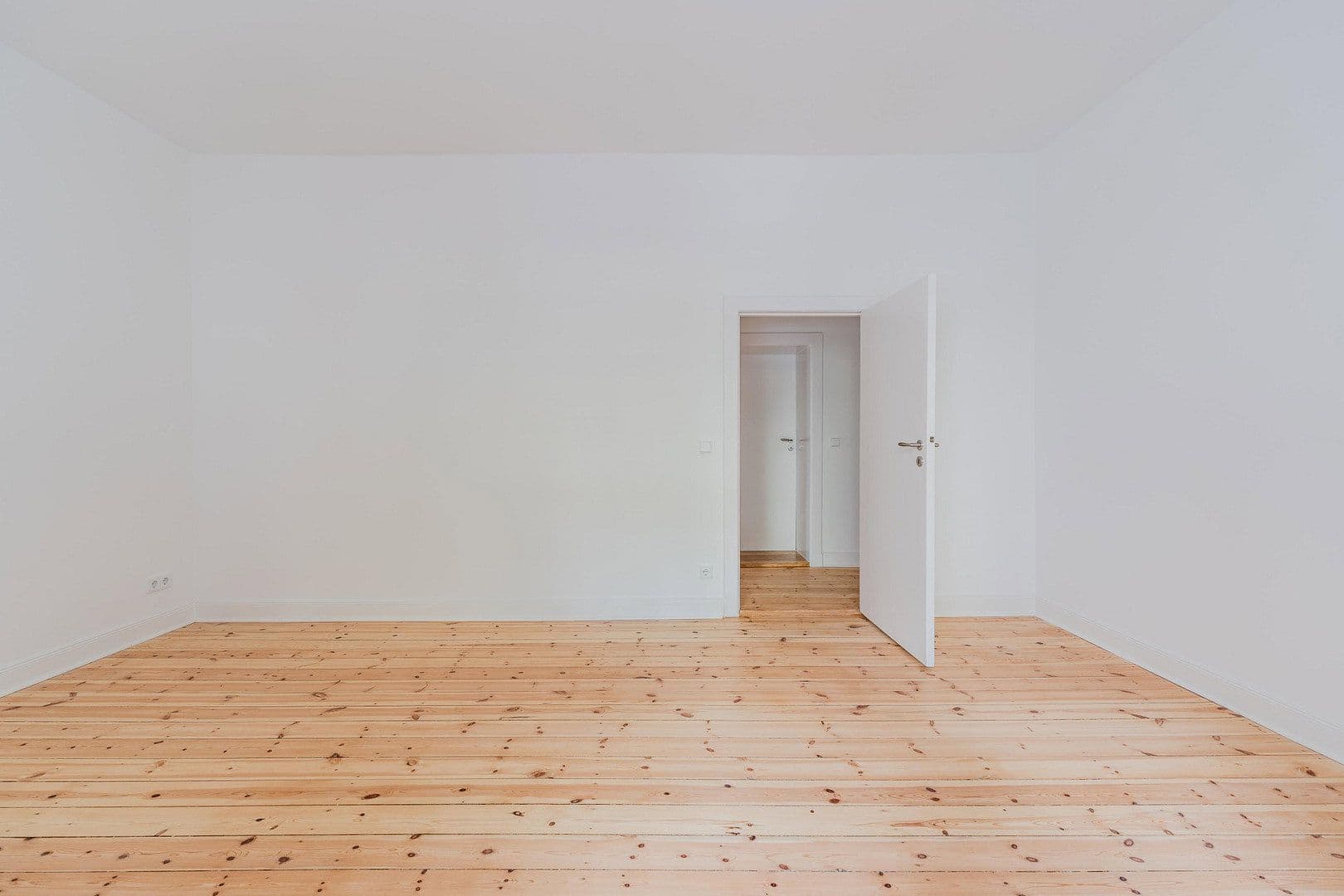 4 bedroom flat for sale, 128 m², Düsseldorfer Str. 34, Berlin, Berlin 4 bedroom flat for sale, 128 m², Düsseldorfer Str. 34, Berlin, Berlin