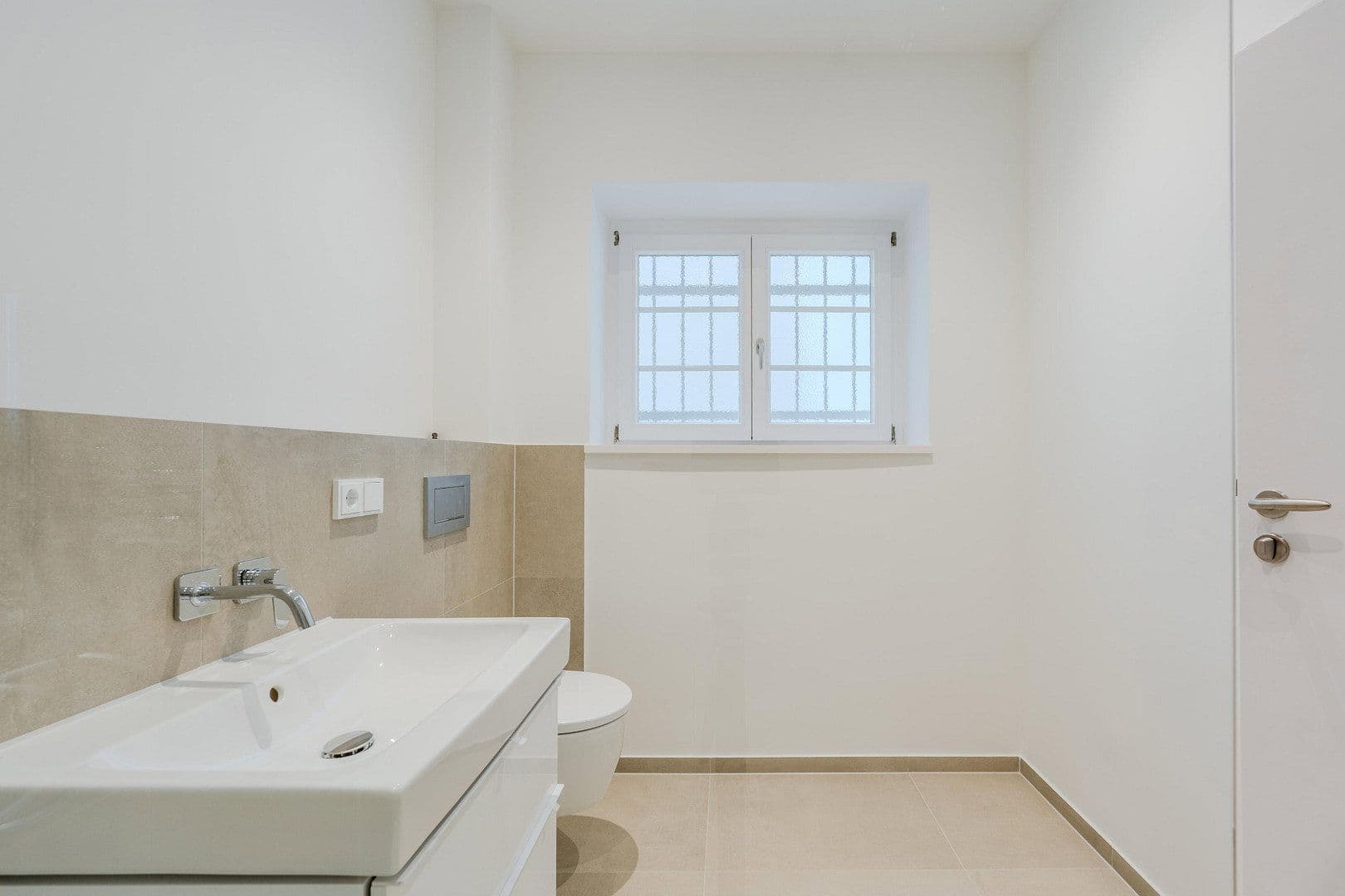 4 bedroom flat for sale, 128 m², Düsseldorfer Str. 34, Berlin, Berlin 4 bedroom flat for sale, 128 m², Düsseldorfer Str. 34, Berlin, Berlin