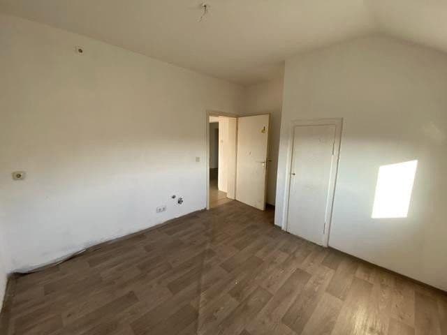 4 bedroom flat to rent, 110 m², Eisfelder Straße 34, Neustadt bei Coburg, Bavaria 4 bedroom flat to rent, 110 m², Eisfelder Straße 34, Neustadt bei Coburg, Bavaria