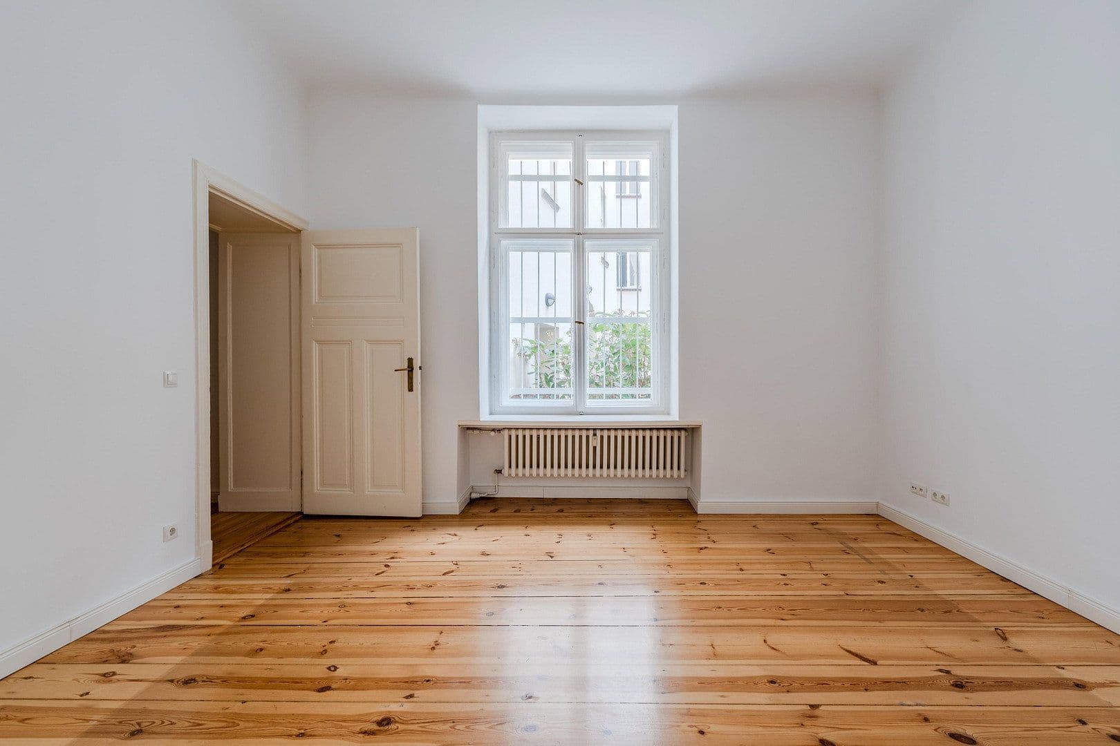 4 bedroom flat for sale, 118 m², Düsseldorfer Str. 14, Berlin, Berlin 4 bedroom flat for sale, 118 m², Düsseldorfer Str. 14, Berlin, Berlin