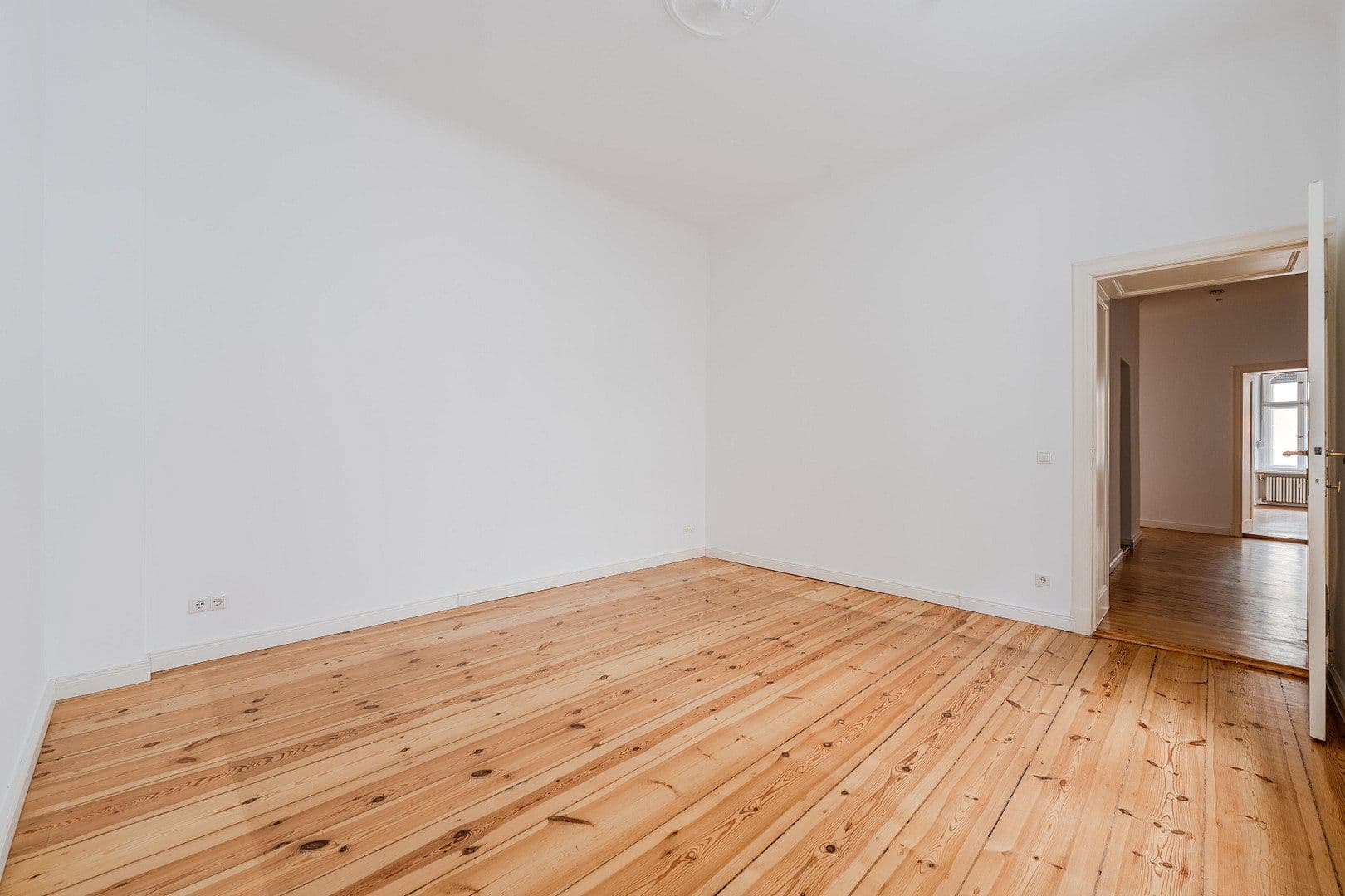 4 bedroom flat for sale, 118 m², Düsseldorfer Str. 14, Berlin, Berlin 4 bedroom flat for sale, 118 m², Düsseldorfer Str. 14, Berlin, Berlin