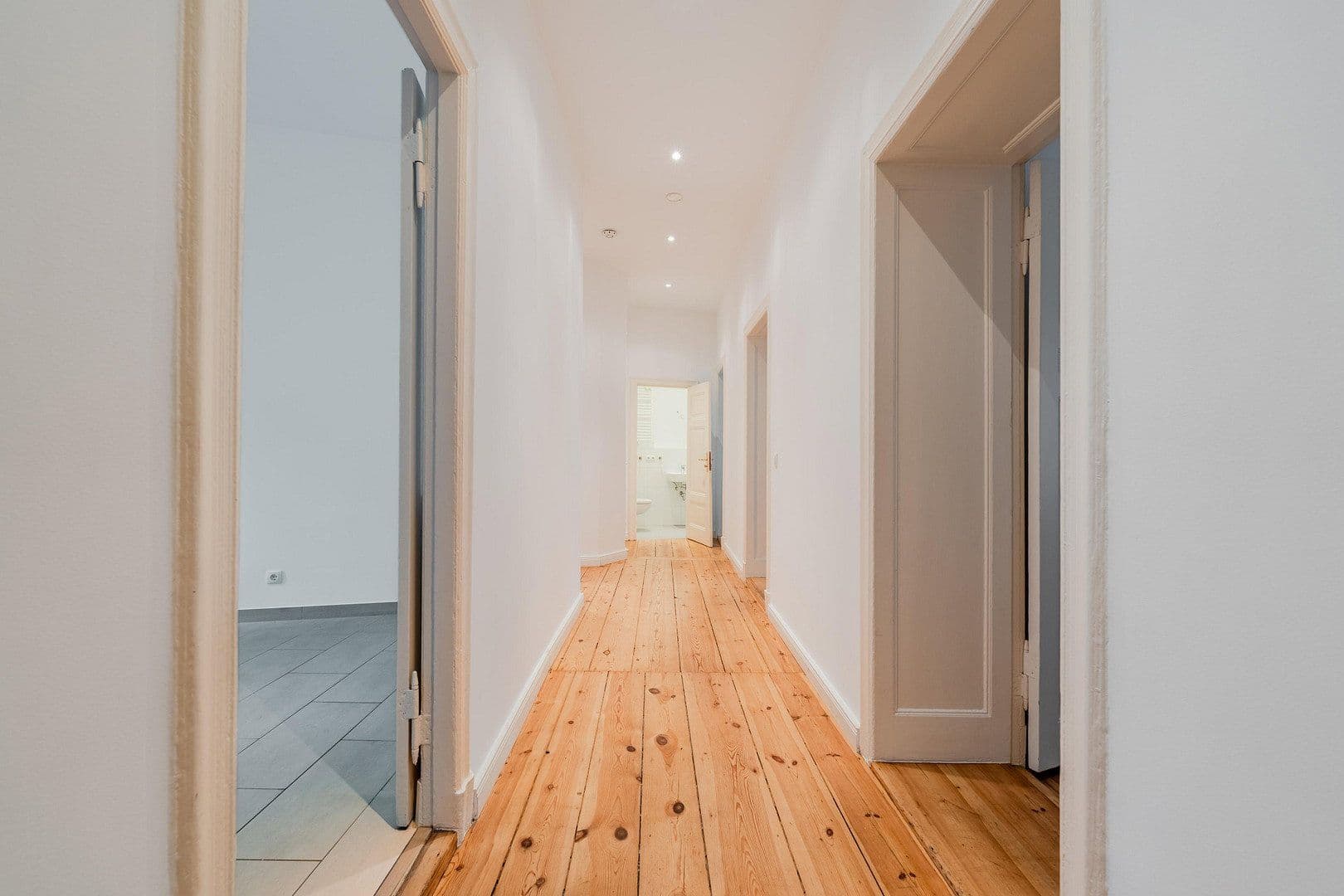 4 bedroom flat for sale, 118 m², Düsseldorfer Str. 14, Berlin, Berlin 4 bedroom flat for sale, 118 m², Düsseldorfer Str. 14, Berlin, Berlin
