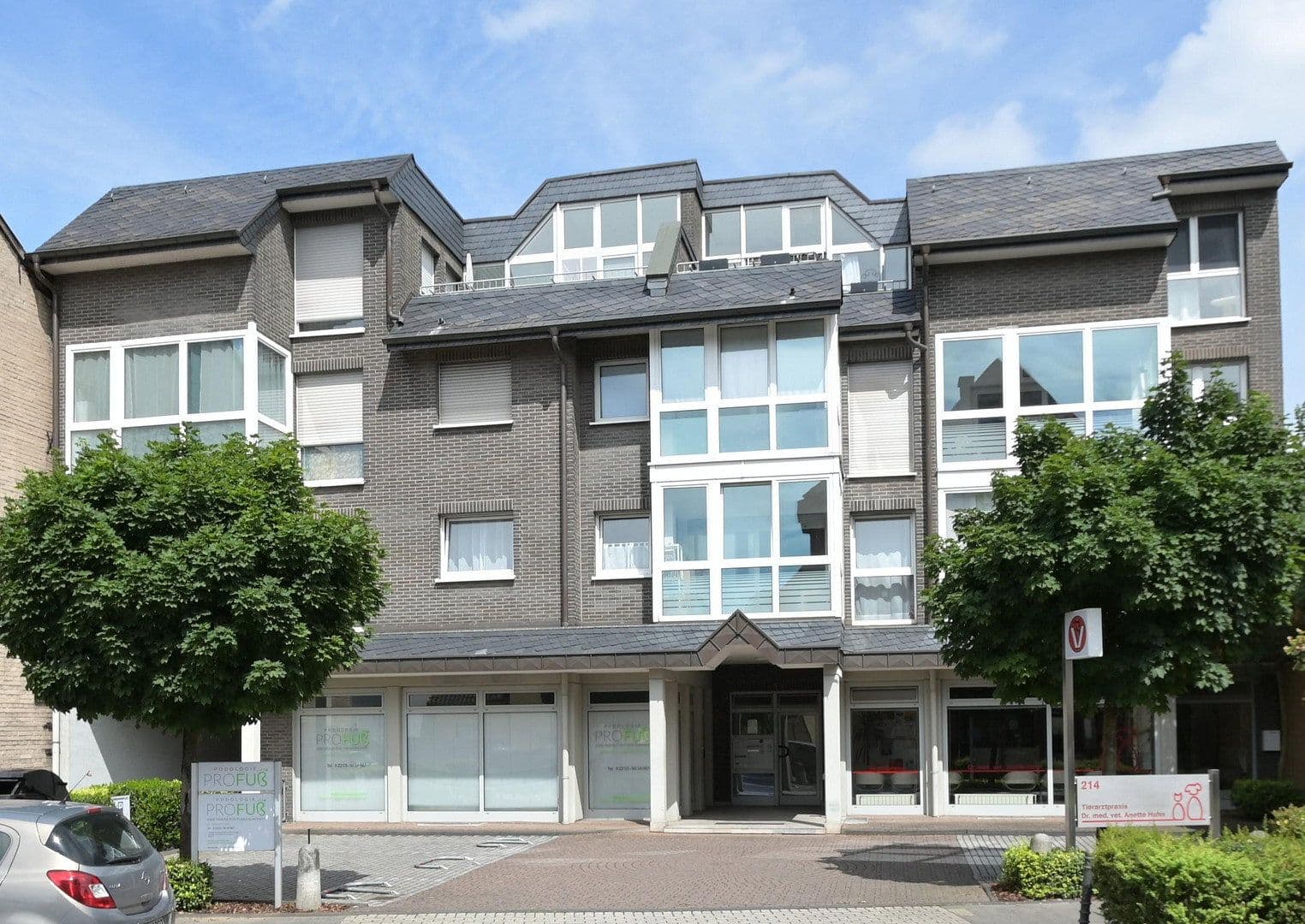 3 bedroom flat to rent, 110 m², Frankfurter Str.214, Köln, North Rhine-Westphalia 3 bedroom flat to rent, 110 m², Frankfurter Str.214, Köln, North Rhine-Westphalia