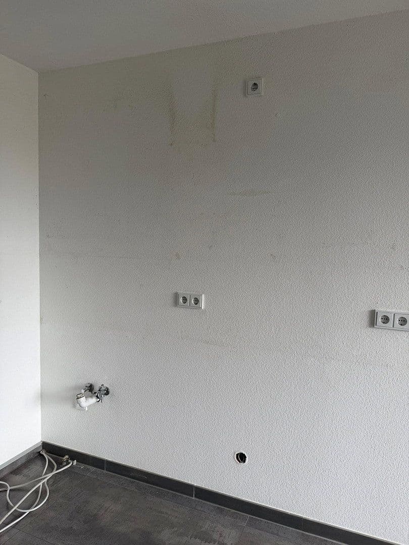 1 bedroom flat to rent, 106 m², Heddesheim, Baden-Württemberg 1 bedroom flat to rent, 106 m², Heddesheim, Baden-Württemberg