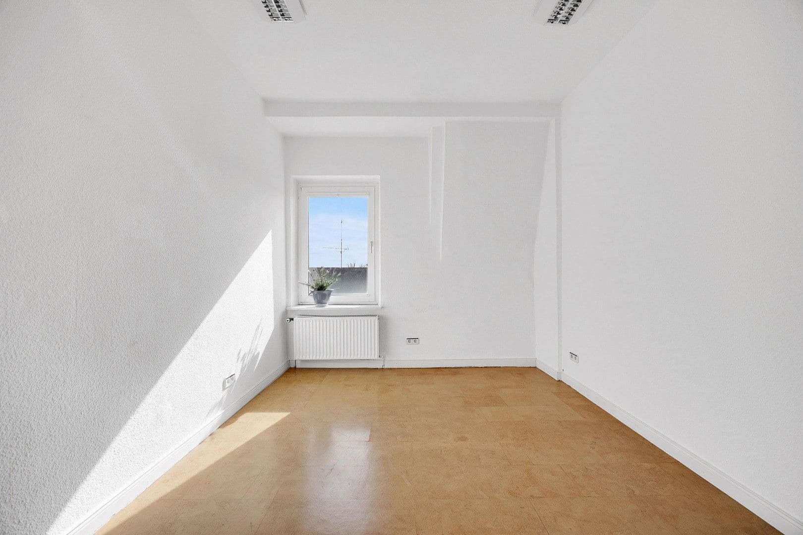 house for sale, 500 m², Frankfurter Straße 7, Halver, North Rhine-Westphalia house for sale, 500 m², Frankfurter Straße 7, Halver, North Rhine-Westphalia