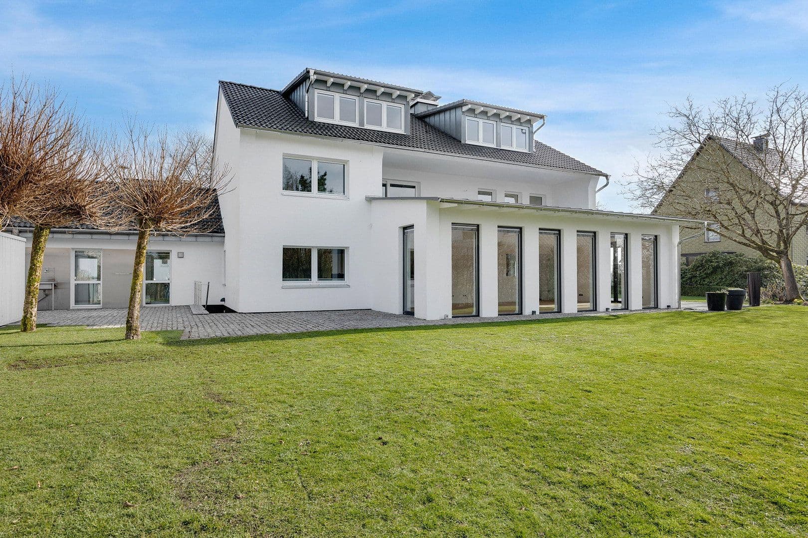 house for sale, 390 m², Humboldtstraße 12, Halver, North Rhine-Westphalia house for sale, 390 m², Humboldtstraße 12, Halver, North Rhine-Westphalia