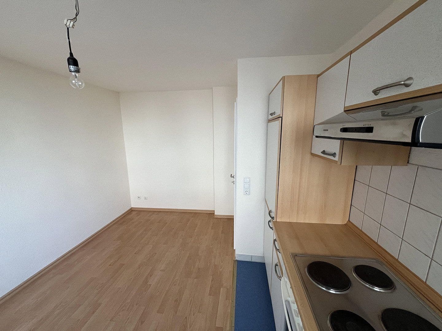 Studio flat to rent, 37 m², Sadowastr. 2, Lübeck, Schleswig-Holstein Studio flat to rent, 37 m², Sadowastr. 2, Lübeck, Schleswig-Holstein