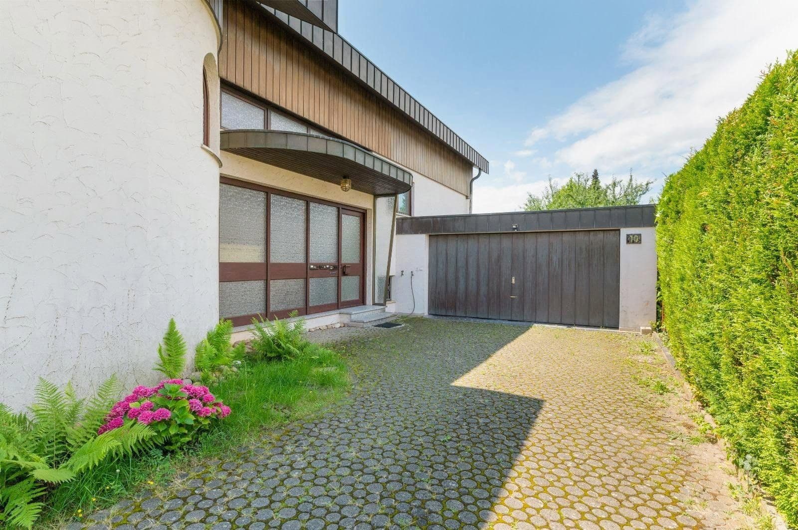 house for sale, 320 m², Gustav-Werner-Straße 10, Bönnigheim, Baden-Württemberg house for sale, 320 m², Gustav-Werner-Straße 10, Bönnigheim, Baden-Württemberg
