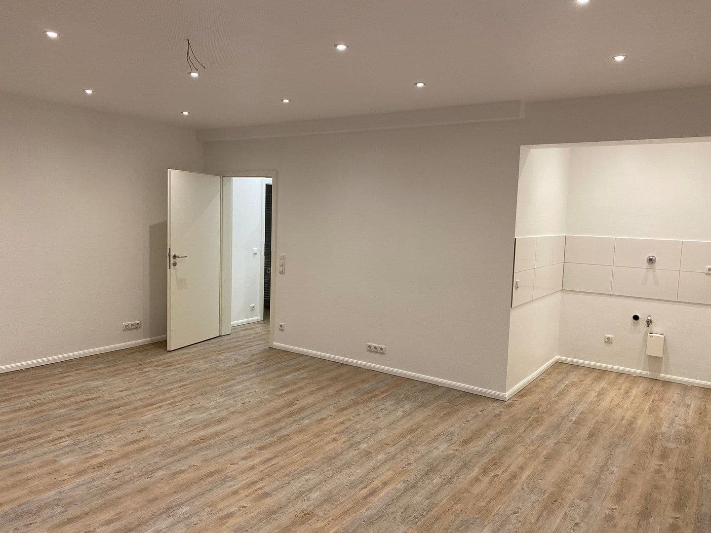 1 bedroom flat to rent, 39 m², Hochemmericher Straße 64, Duisburg, North Rhine-Westphalia 1 bedroom flat to rent, 39 m², Hochemmericher Straße 64, Duisburg, North Rhine-Westphalia