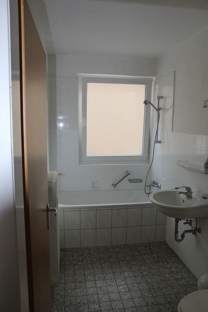 2 bedroom flat to rent, 53 m², Bergisch Gladbach, North Rhine-Westphalia 2 bedroom flat to rent, 53 m², Bergisch Gladbach, North Rhine-Westphalia