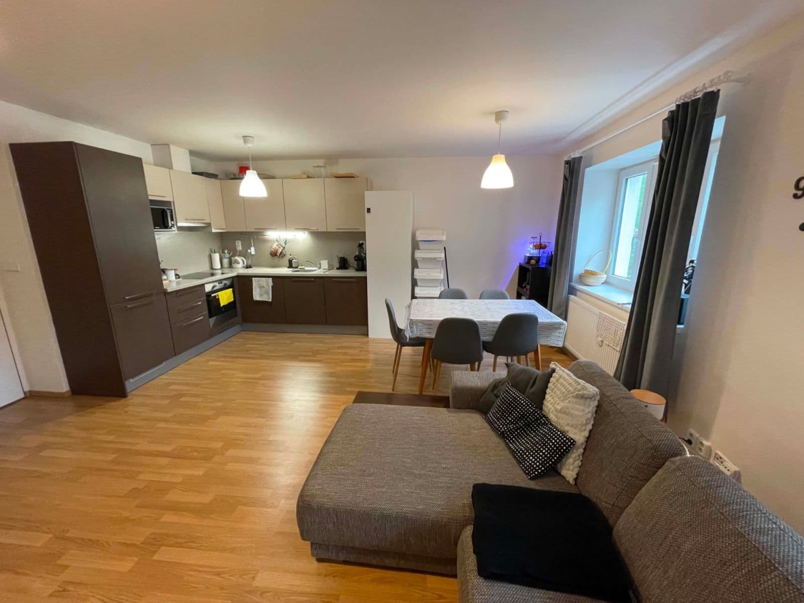 3 bedroom with open-plan kitchen flat to rent, 129 m², Ke Krči, Prague, Prague 3 bedroom with open-plan kitchen flat to rent, 129 m², Ke Krči, Prague, Prague