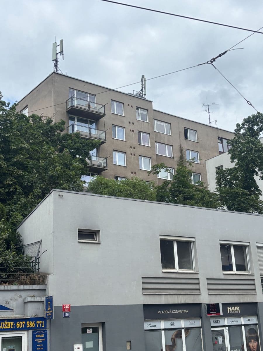 3 bedroom with open-plan kitchen flat for sale, 64 m², U Dvou srpů, Prague, Prague 3 bedroom with open-plan kitchen flat for sale, 64 m², U Dvou srpů, Prague, Prague
