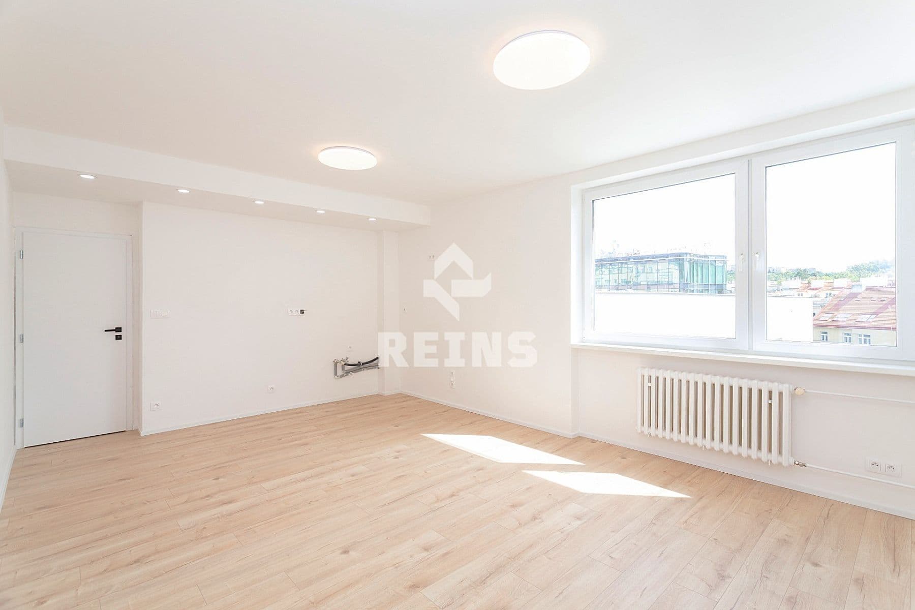 3 bedroom with open-plan kitchen flat for sale, 64 m², U Dvou srpů, Prague, Prague 3 bedroom with open-plan kitchen flat for sale, 64 m², U Dvou srpů, Prague, Prague