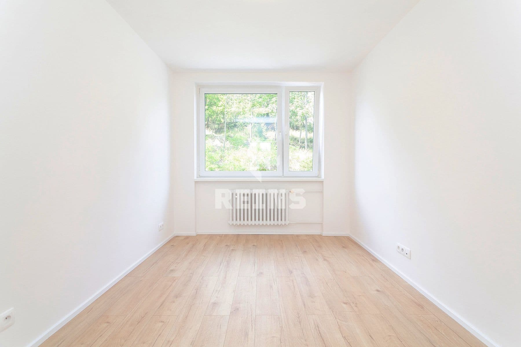 3 bedroom with open-plan kitchen flat for sale, 64 m², U Dvou srpů, Prague, Prague 3 bedroom with open-plan kitchen flat for sale, 64 m², U Dvou srpů, Prague, Prague