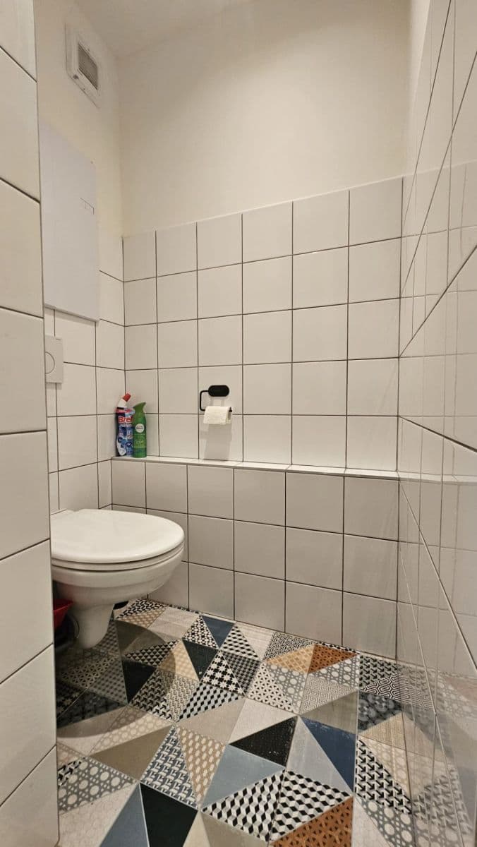 2 bedroom with open-plan kitchen flat to rent, 53 m², Varnsdorfská, Prague, Prague 2 bedroom with open-plan kitchen flat to rent, 53 m², Varnsdorfská, Prague, Prague