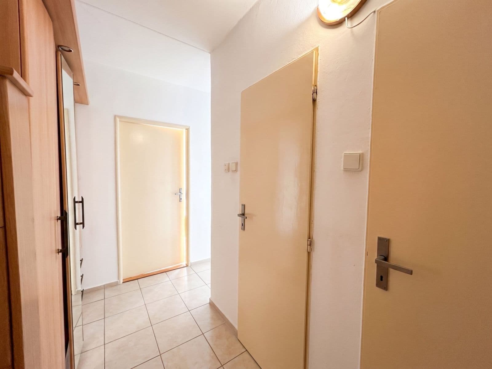 1 bedroom with open-plan kitchen flat to rent, 40 m², U Sluncové, Prague, Prague 1 bedroom with open-plan kitchen flat to rent, 40 m², U Sluncové, Prague, Prague