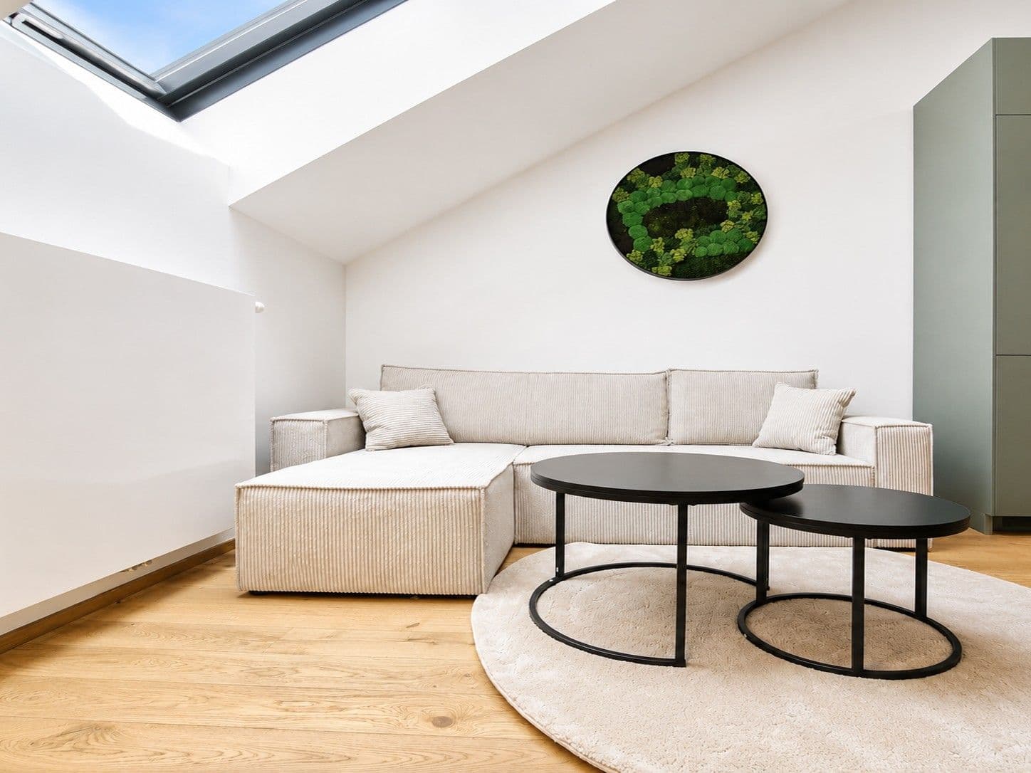 1 bedroom with open-plan kitchen flat to rent, 56 m², Vrtbova, Prague, Prague 1 bedroom with open-plan kitchen flat to rent, 56 m², Vrtbova, Prague, Prague