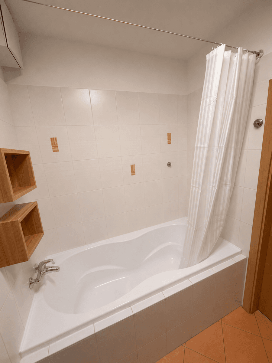 1 bedroom with open-plan kitchen flat to rent, 52 m², Hlubocká, Prague, Prague 1 bedroom with open-plan kitchen flat to rent, 52 m², Hlubocká, Prague, Prague