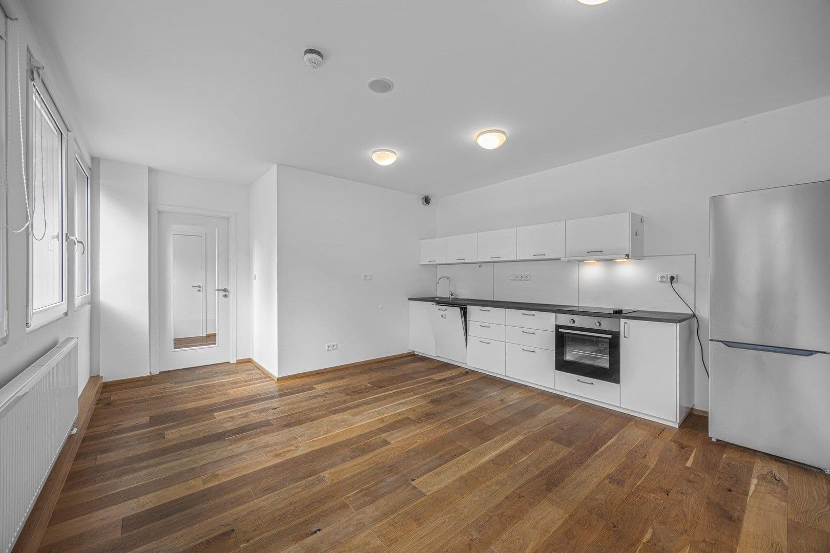 1 bedroom with open-plan kitchen flat to rent, 48 m², Perucká, Prague, Prague 1 bedroom with open-plan kitchen flat to rent, 48 m², Perucká, Prague, Prague