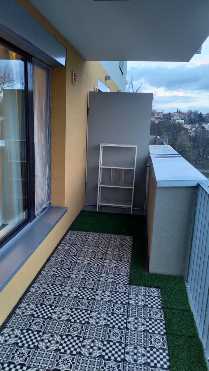 Studio flat to rent, 35 m², Hrašeho, Prague, Prague Studio flat to rent, 35 m², Hrašeho, Prague, Prague