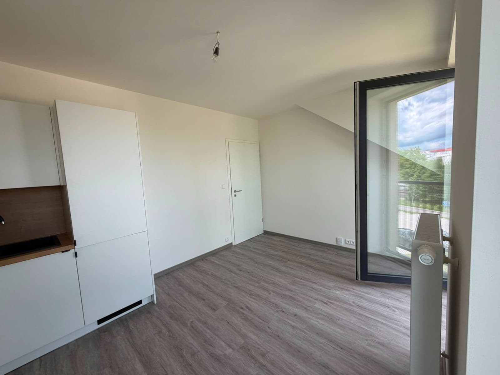 1 bedroom with open-plan kitchen flat to rent, 44 m², Prokopa Velikého, Český Brod, Středočeský Region 1 bedroom with open-plan kitchen flat to rent, 44 m², Prokopa Velikého, Český Brod, Středočeský Region