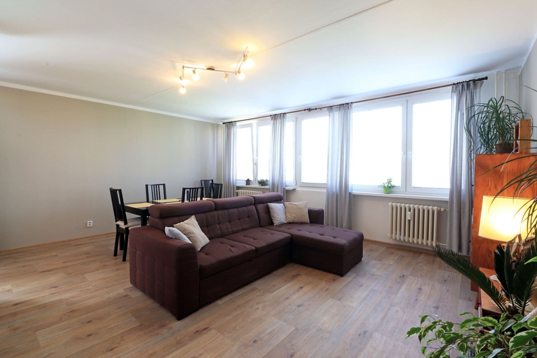 2 bedroom with open-plan kitchen flat to rent, 67 m², Děčínská, Kladno, Středočeský Region 2 bedroom with open-plan kitchen flat to rent, 67 m², Děčínská, Kladno, Středočeský Region