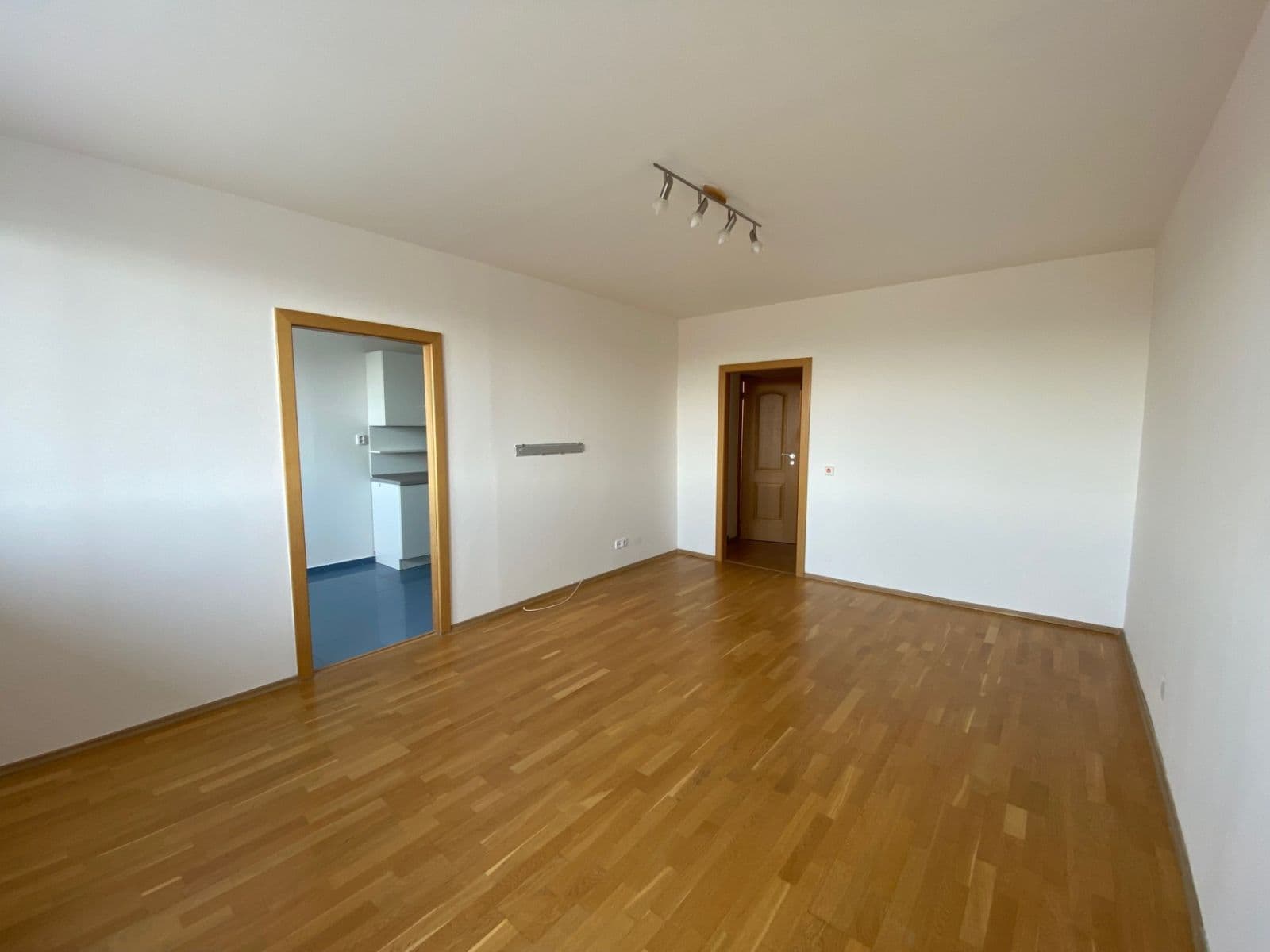 4 bedroom flat to rent, 92 m², K Vodárně, Dobříš, Středočeský Region 4 bedroom flat to rent, 92 m², K Vodárně, Dobříš, Středočeský Region