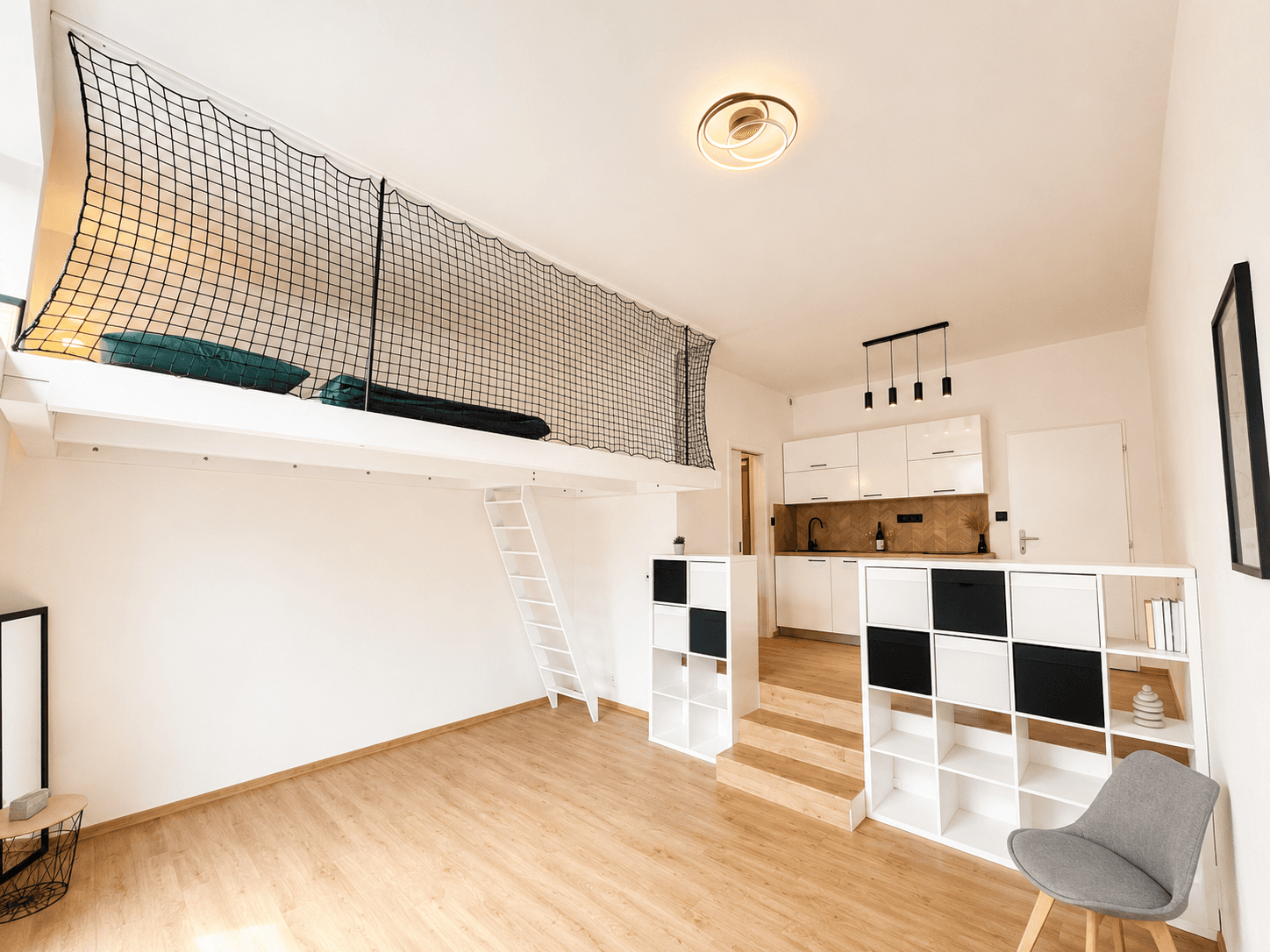 Studio flat to rent, 35 m², Hlavní, Jirny, Středočeský Region Studio flat to rent, 35 m², Hlavní, Jirny, Středočeský Region