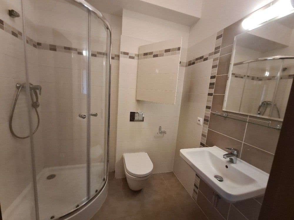Studio flat to rent, 37 m², Freyova, Prague, Prague Studio flat to rent, 37 m², Freyova, Prague, Prague